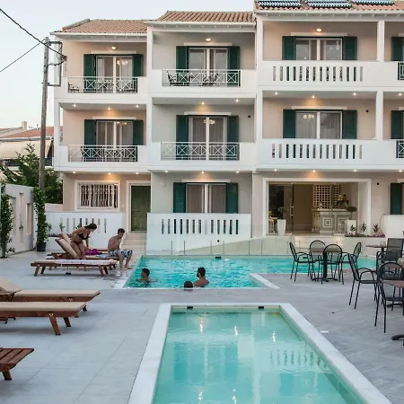 Executive Apartment *